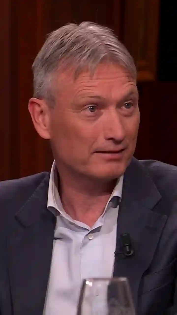 'Kabinet moet een keer goed samen dronken worden'